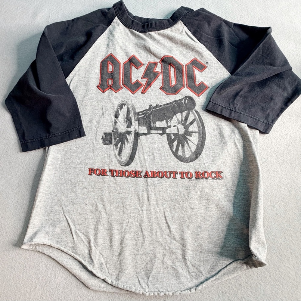 AC/DC Triple A 2003 We Salute You Gray Tee Shirt Raglan 3/4 Sleeve Rock Vintage